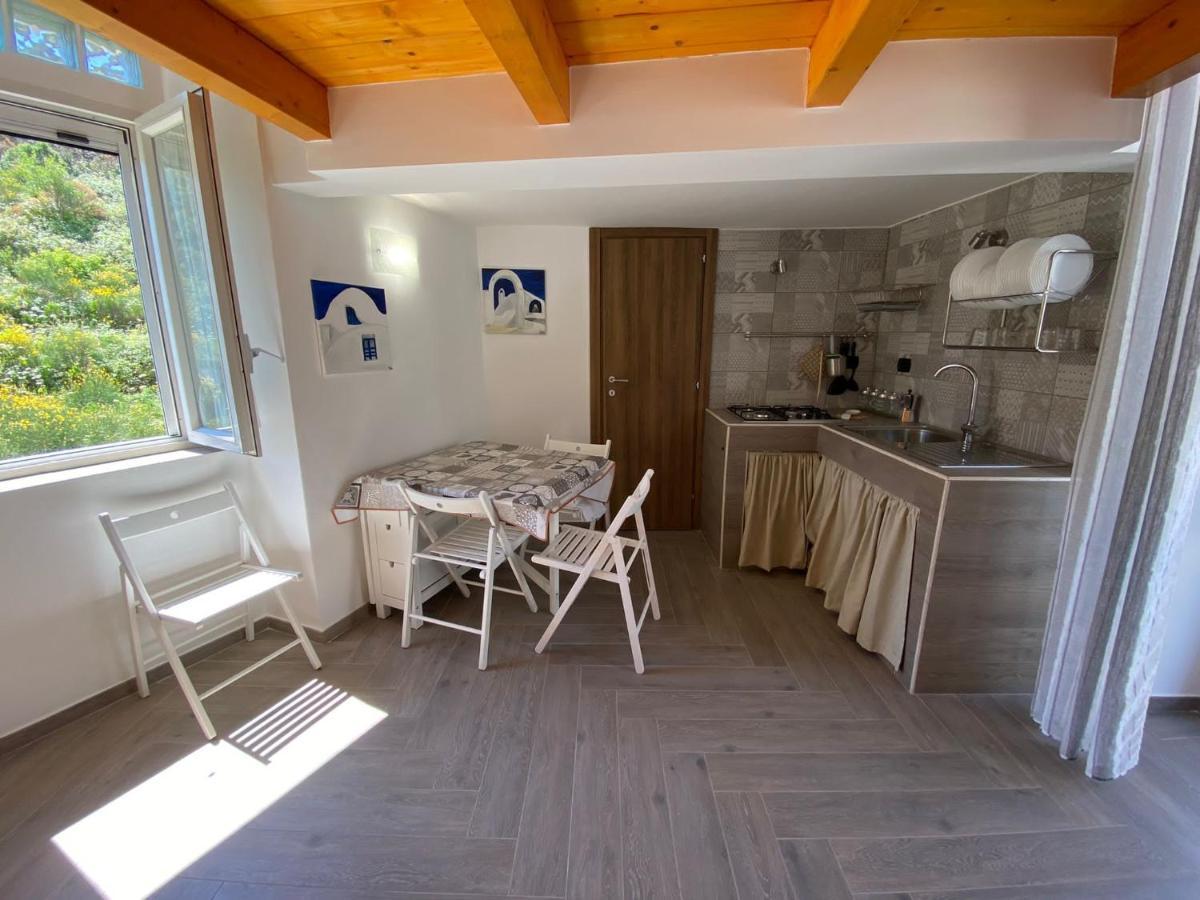 Magi - Zeus Appartement Ponza Buitenkant foto